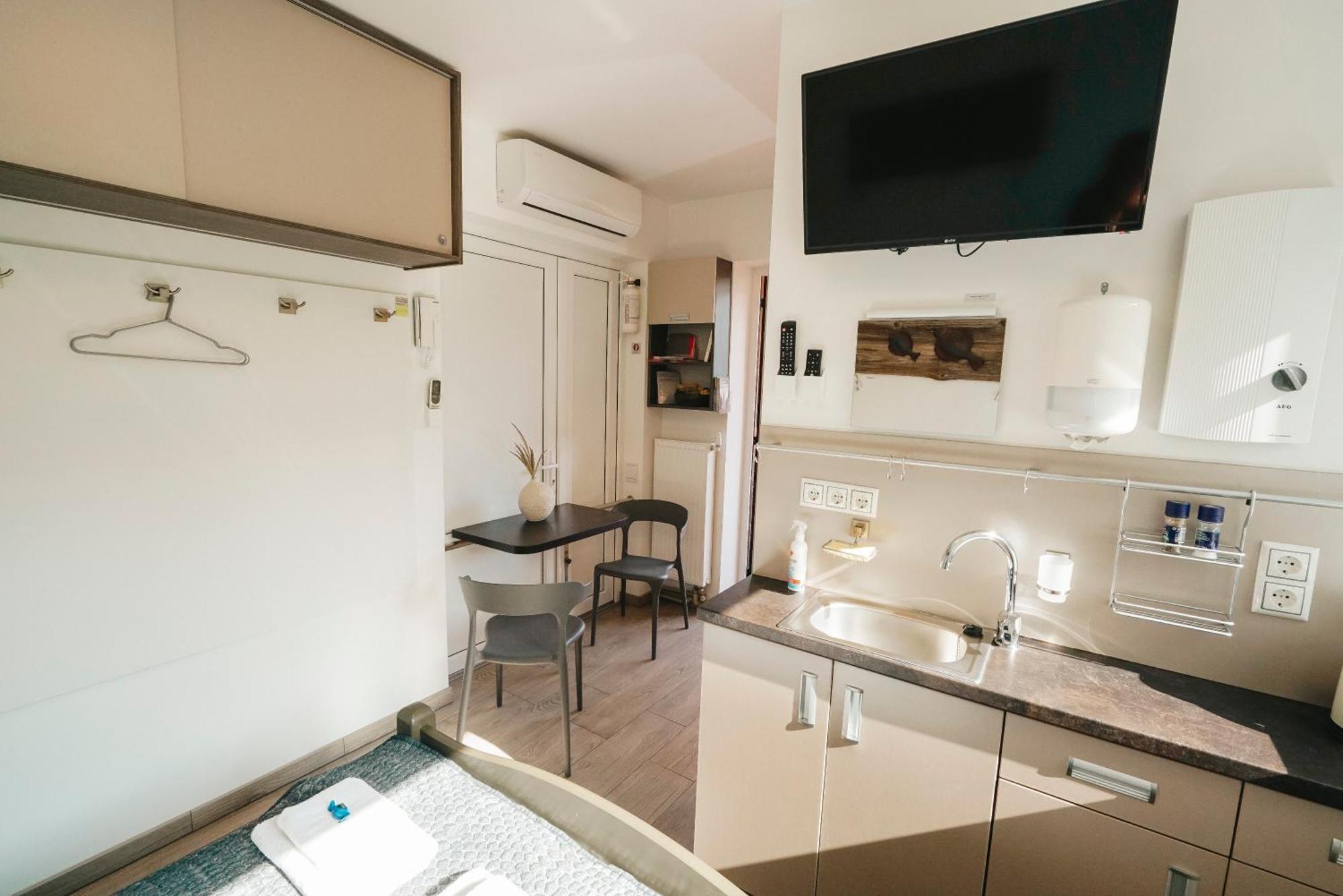 Seaside Studio Apartment The Red Fish Apsuciems Ngoại thất bức ảnh